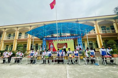 Hội thi cắm hoa chào mừng Ngày Quốc tế Phụ nữ 8/3